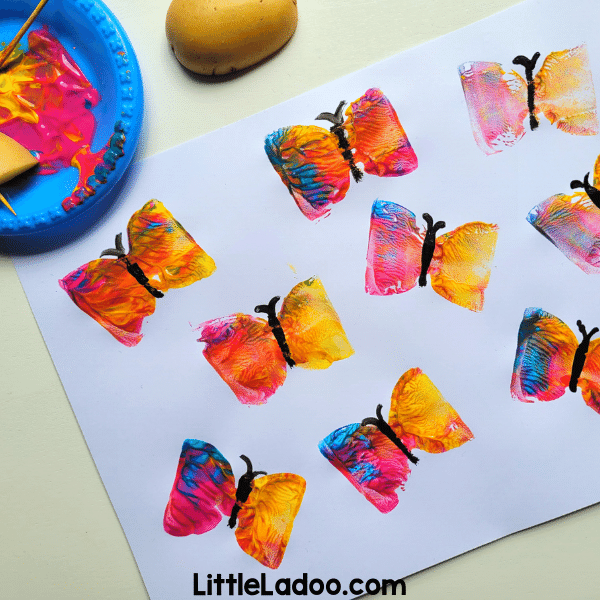 potato stamp butterfly art for kids (1)