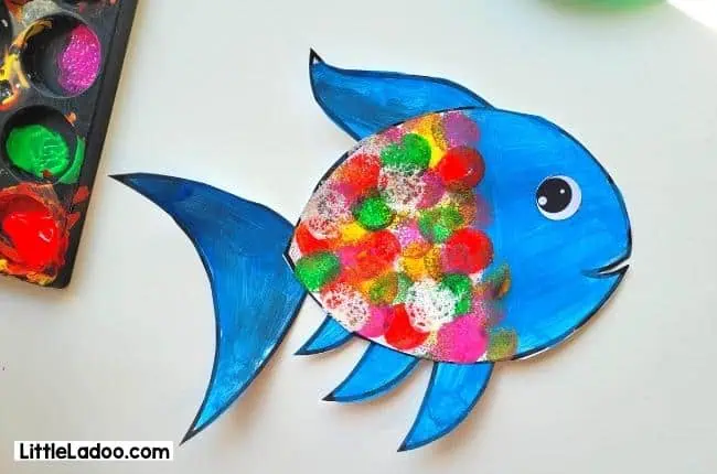 Rainbow Fish Craft Free template rainbow-fish-craft-free-template