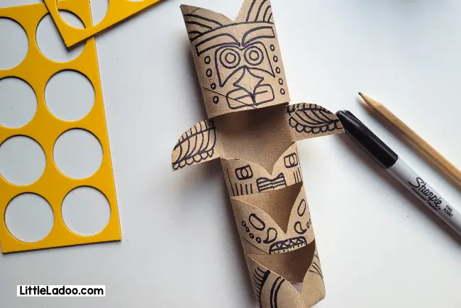 Totem Pole craft with TP roll