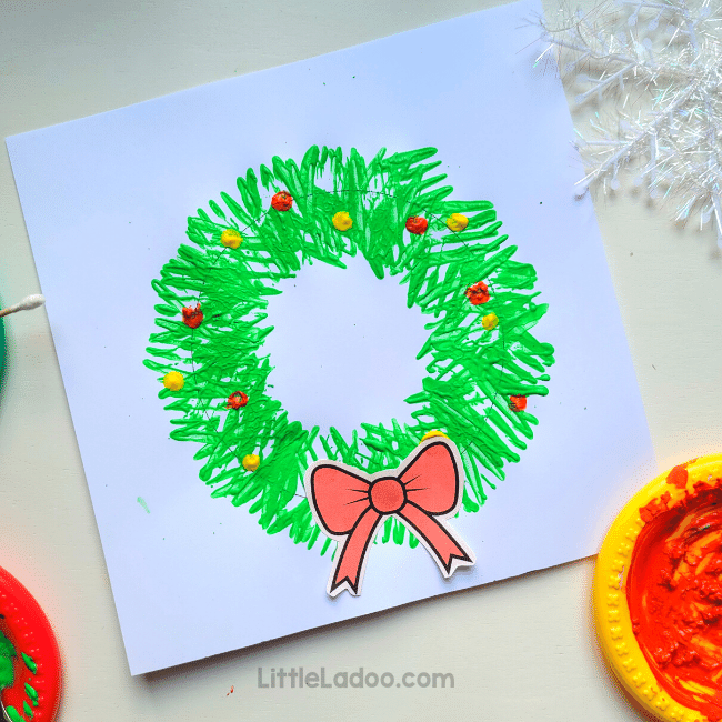 Fork-Painted Wreath Craft