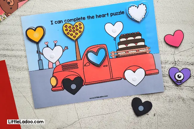 Complete the valentine puzzle - Valentine busy book page 