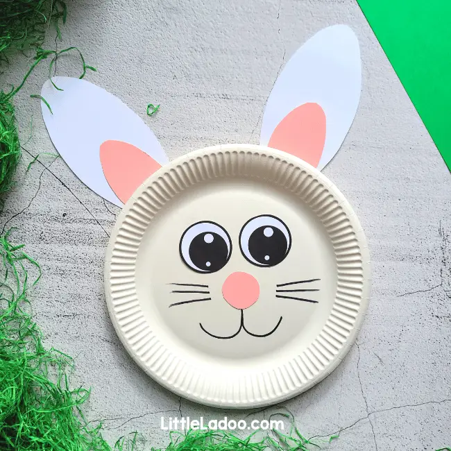 Paper plate Easter bunny craft