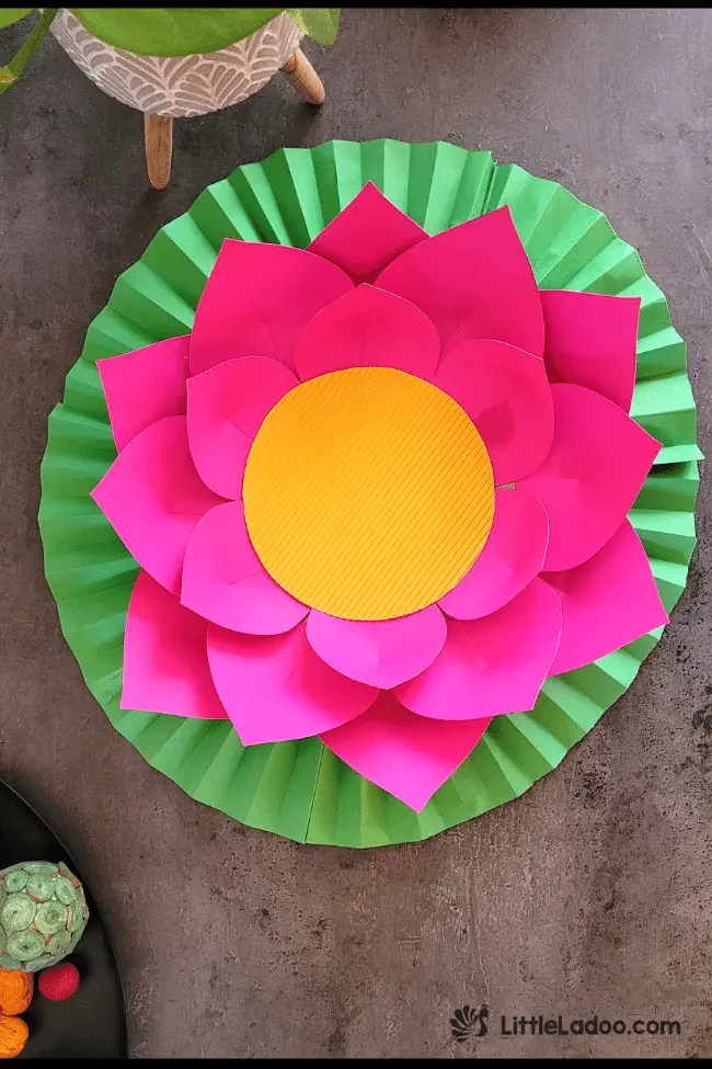 Gaint Paper Lotus Craft 