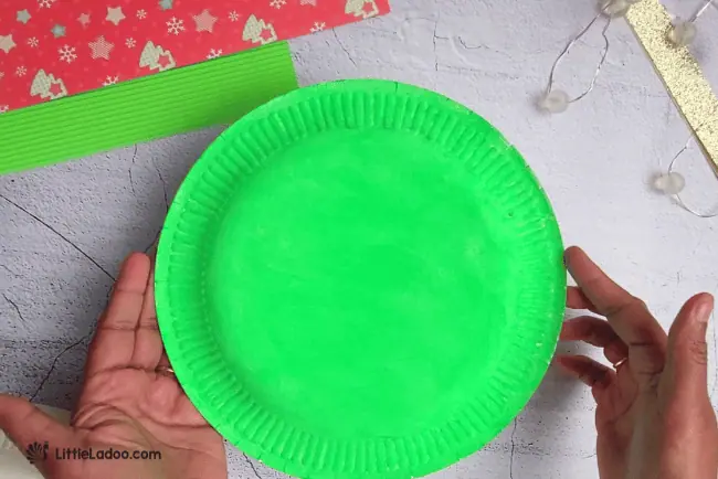 Paper Plate Christmas Tree Quick and Simple